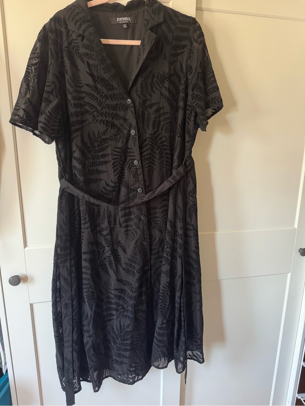 Disturbia Black Fern-Print Midi Button Dress